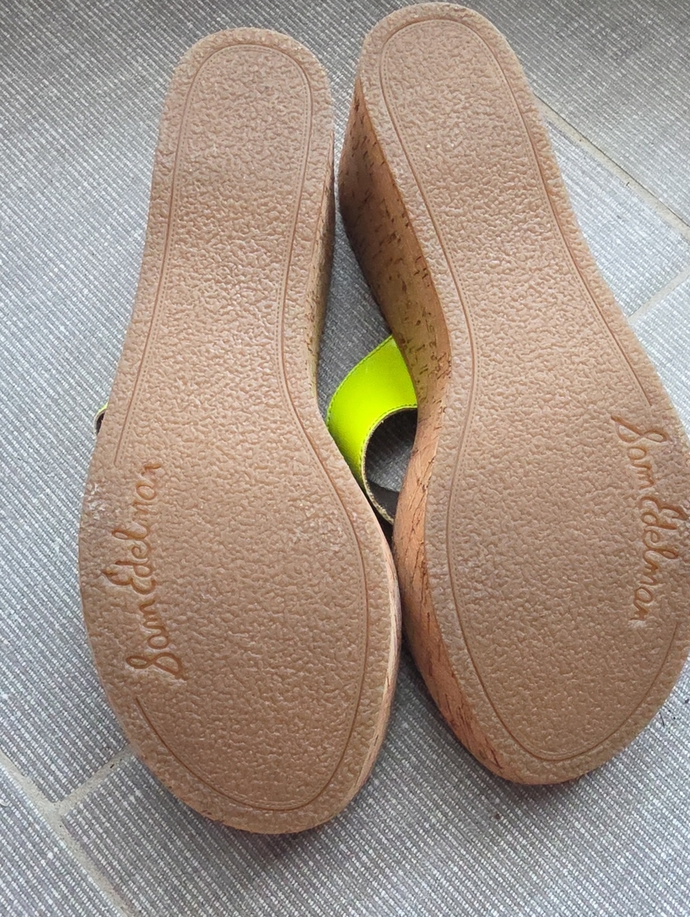 Sam Edelman Neon Lime Wedge Thong Sandals - Picture 2 of 4